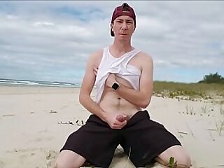 Beach Jerk off 4