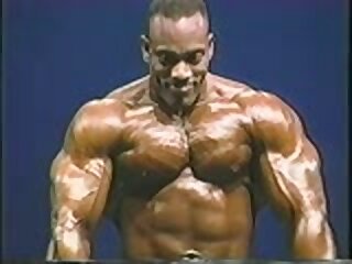 Pec Bounce Bodybuilders MICHAEL HARRIS & JERRY ROGERS