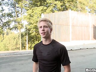 Men Fucking In The Public!