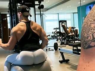 494  Beefy hunk Wiccan gymbulge gym.bulge OnlyFans porn