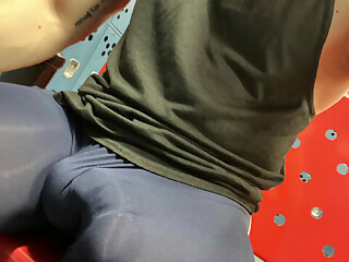 352  Beefy hunk Wiccan gymbulge gym.bulge OnlyFans porn