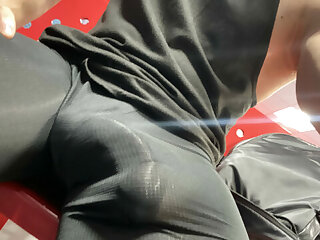 350  Beefy hunk Wiccan gymbulge gym.bulge OnlyFans porn