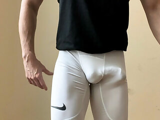 221  Beefy hunk Wiccan gymbulge gym.bulge OnlyFans porn