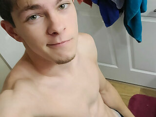 56 Twunk Matt Attack MattAttackXXX fucking on Onlyfans