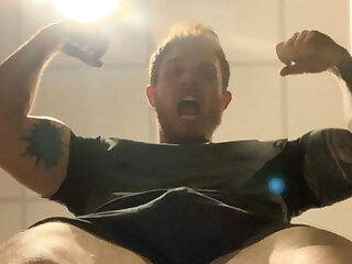 130 Sexy hunk Bam Mikell bammikell OnlyFans porn