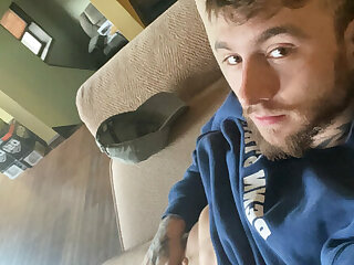 69 Famous TikToker  Garret Nolan garett__nolan onlyfans leaked