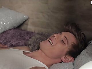 Unloading Sc.1 (David Hollister, Ian Raven)