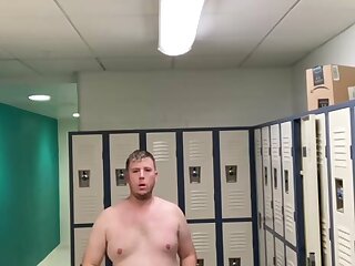 Chubby pig faggot changes at the gym