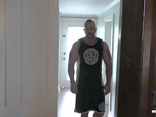 Breed the Pig, Feed the Daddy