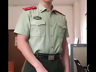 Bạo d&acirc;m anh Cảnh S&aacute;t Trung Quố 1&vert; Xem th&ecirc;m&colon; http&colon;&sol;&sol;bit&period;ly&sol;GetMorexVideos-MrT