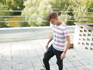 Riding His Pipe (Finn Harper, Johnny Walsh)