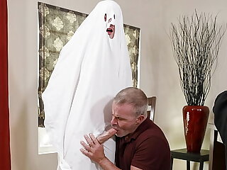 A Spooky Surprise for My Young Grandson - Myfamilydick