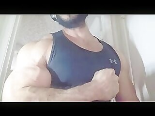 Cocky muscle
